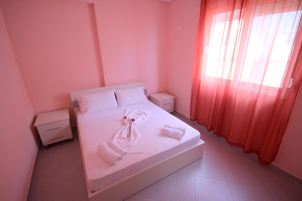 Ideal Holiday Apartments Sarande Ngoại thất bức ảnh