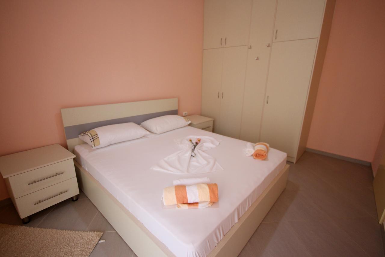 Ideal Holiday Apartments Sarande Ngoại thất bức ảnh