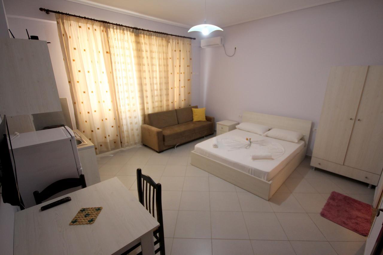 Ideal Holiday Apartments Sarande Ngoại thất bức ảnh